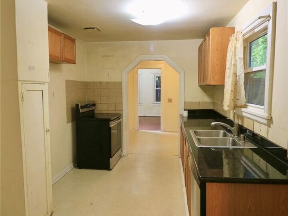 14040 Ashworth Avenue N, Seattle WA 98133
