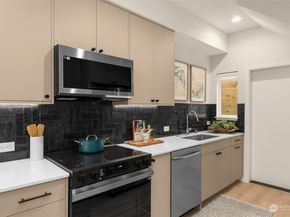 8045 D Mary Avenue NW, Seattle WA 98117