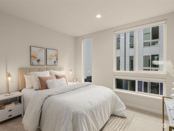 8045 D Mary Avenue NW, Seattle WA 98117