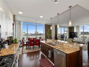 320 Washington Avenue 602, Bremerton WA 98337