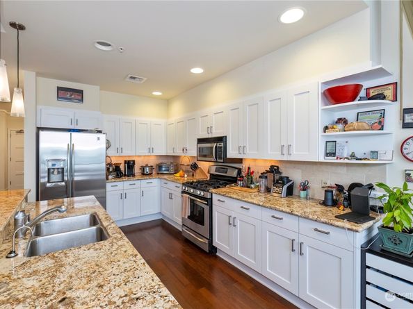 320 Washington Avenue 602, Bremerton WA 98337