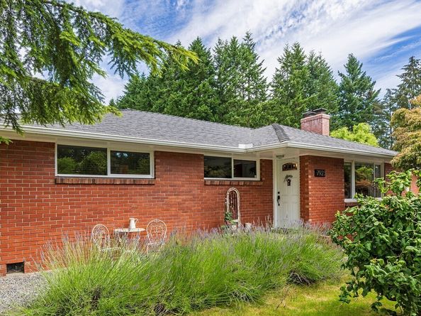 7923 220th Street SW, Edmonds WA 98026