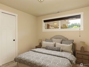 7923 220th Street SW, Edmonds WA 98026