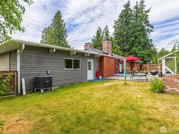 7923 220th Street SW, Edmonds WA 98026