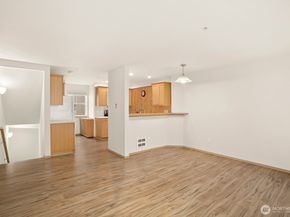 1140 N 92nd B, Seattle WA 98103