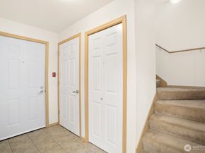 1140 N 92nd B, Seattle WA 98103