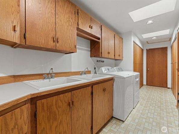 19024 NE 155th Street, Woodinville WA 98072