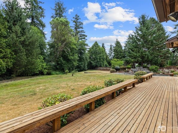 19024 NE 155th Street, Woodinville WA 98072