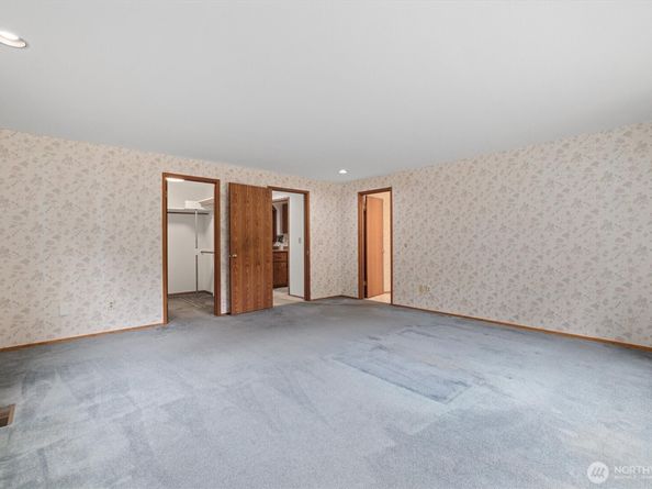 19024 NE 155th Street, Woodinville WA 98072