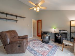 916 N 165th Street 7, Shoreline WA 98133