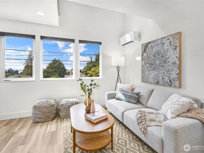 5945 41st Avenue SW A, Seattle WA 98136