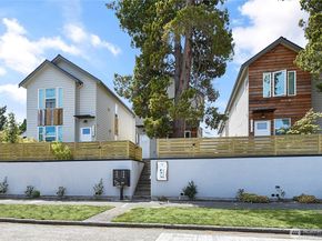 5945 41st Avenue SW A, Seattle WA 98136