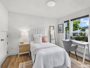 5945 41st Avenue SW A, Seattle WA 98136