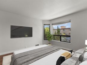 500 W Roy Street W103, Seattle WA 98119