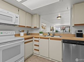 500 W Roy Street W103, Seattle WA 98119