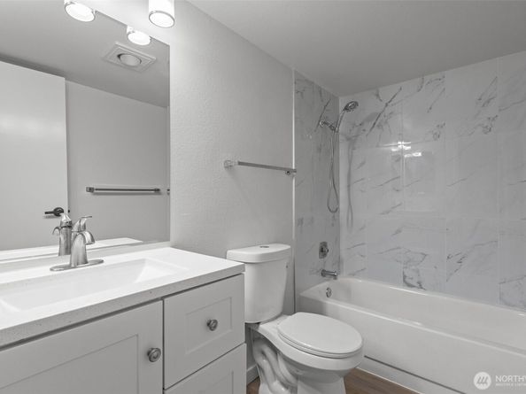 500 W Roy Street W103, Seattle WA 98119
