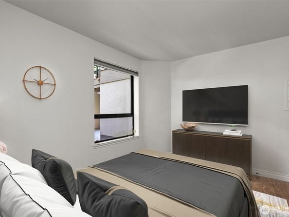 500 W Roy Street W103, Seattle WA 98119