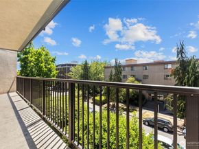 500 W Roy Street W103, Seattle WA 98119