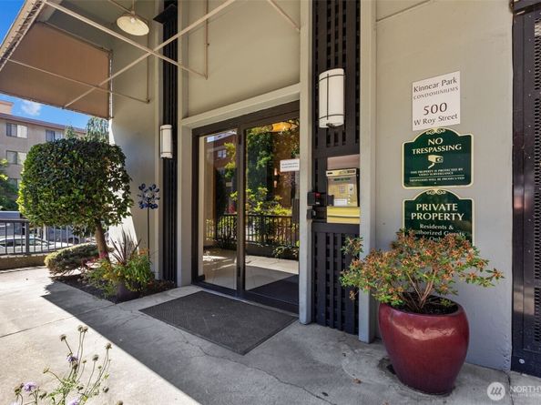 500 W Roy Street W103, Seattle WA 98119