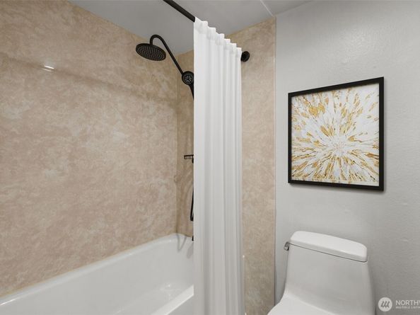 500 W Roy Street W103, Seattle WA 98119
