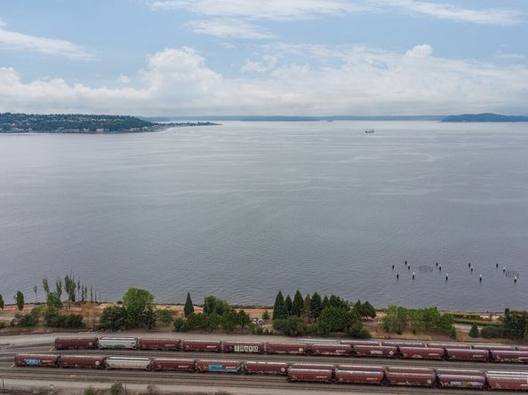 500 5th Avenue W 505, Seattle WA 98119