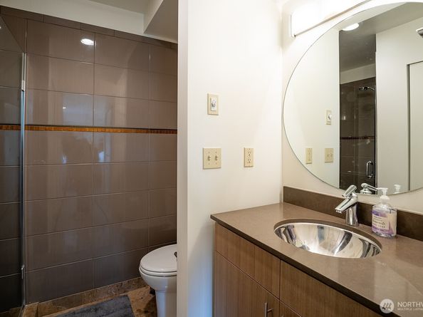 500 5th Avenue W 505, Seattle WA 98119