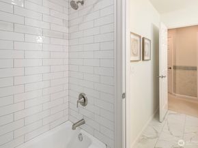 13695 NE 32nd Place, Bellevue WA 98005