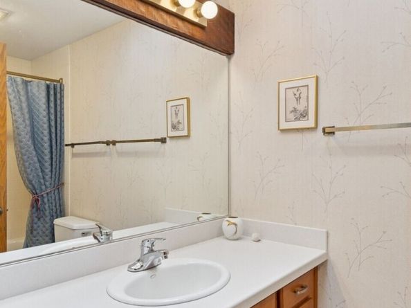 5019 E Mercer Way, Mercer Island WA 98040