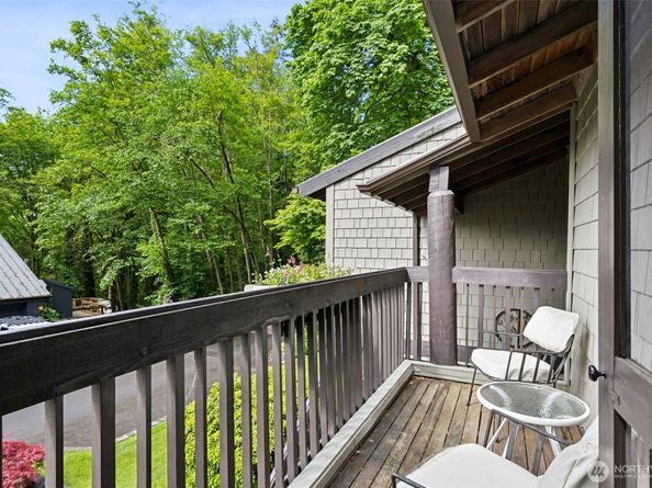 5019 E Mercer Way, Mercer Island WA 98040