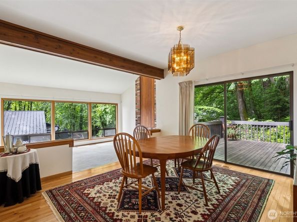 5019 E Mercer Way, Mercer Island WA 98040