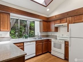5019 E Mercer Way, Mercer Island WA 98040
