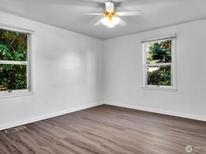 13040 7th Avenue S, Burien WA 98168