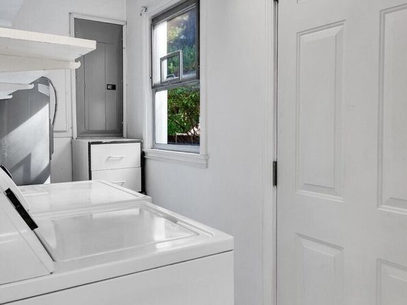 13040 7th Avenue S, Burien WA 98168