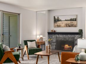 4635 W Lake Sammamish Parkway SE G206, Issaquah WA 98027