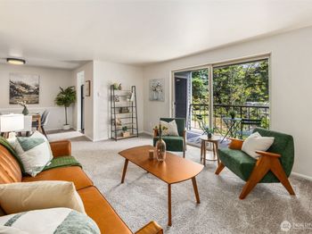 4635 W Lake Sammamish Parkway SE