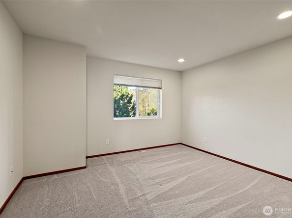 1317 52nd Street NE, Auburn WA 98002