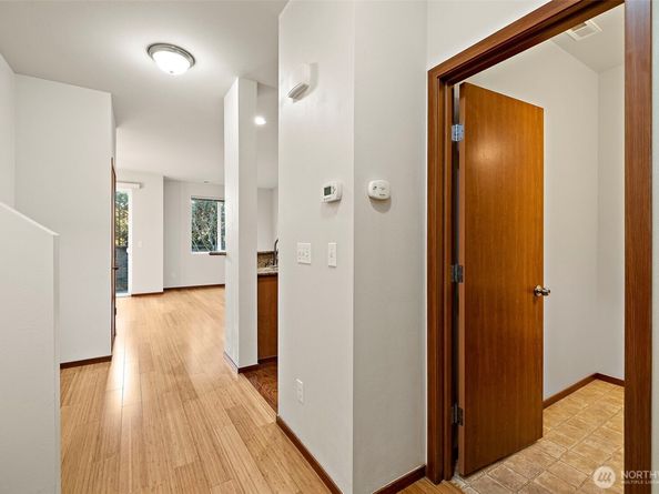 1317 52nd Street NE, Auburn WA 98002