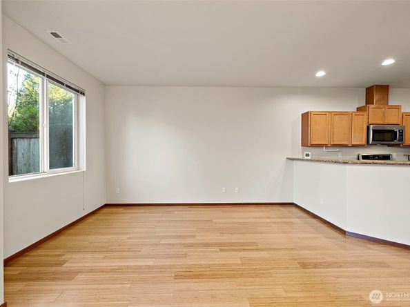 1317 52nd Street NE, Auburn WA 98002