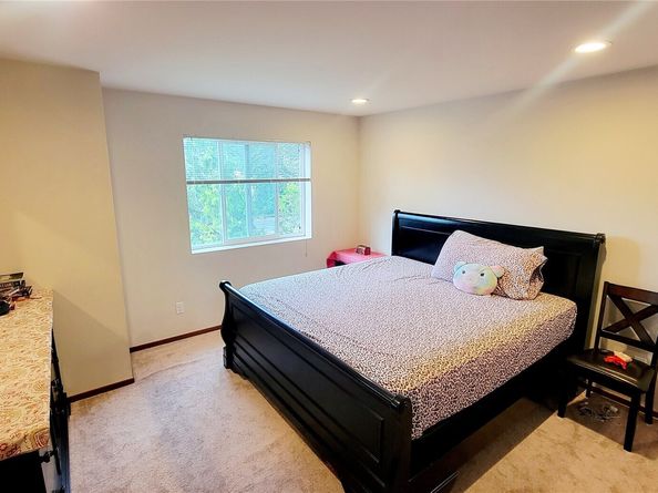 1317 52nd Street NE, Auburn WA 98002