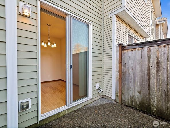 1317 52nd Street NE, Auburn WA 98002