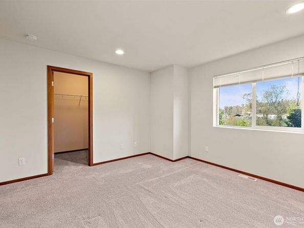 1317 52nd Street NE, Auburn WA 98002