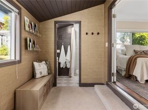 3610 SW Kenyon Street, Seattle WA 98126
