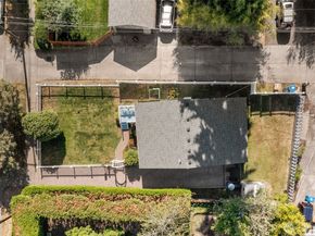 3610 SW Kenyon Street, Seattle WA 98126