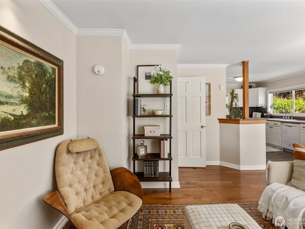3610 SW Kenyon Street, Seattle WA 98126