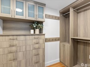 820 Blanchard Street 1507, Seattle WA 98121