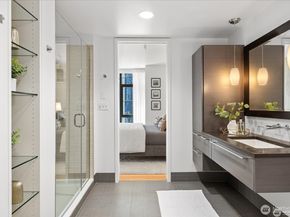 820 Blanchard Street 1507, Seattle WA 98121