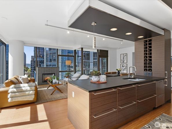 820 Blanchard Street 1507, Seattle WA 98121