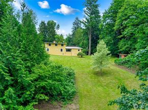 23606 SE Tiger Mountain Road, Issaquah WA 98027