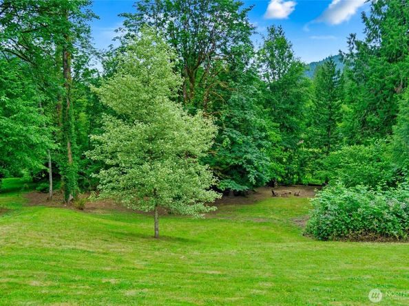 23606 SE Tiger Mountain Road, Issaquah WA 98027