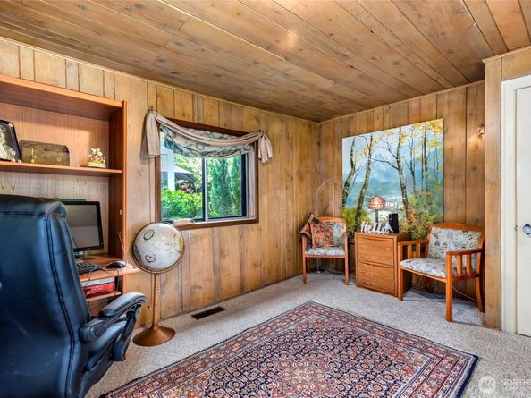 23606 SE Tiger Mountain Road, Issaquah WA 98027